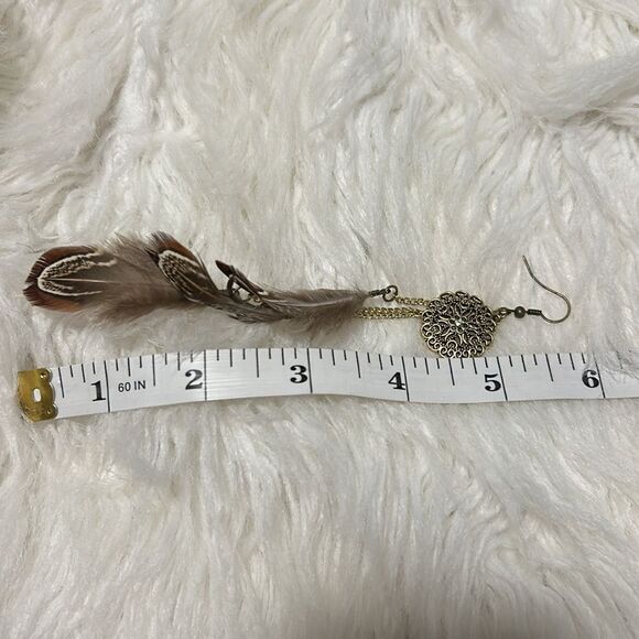 Feathered earrings  - Picture 4 of 4